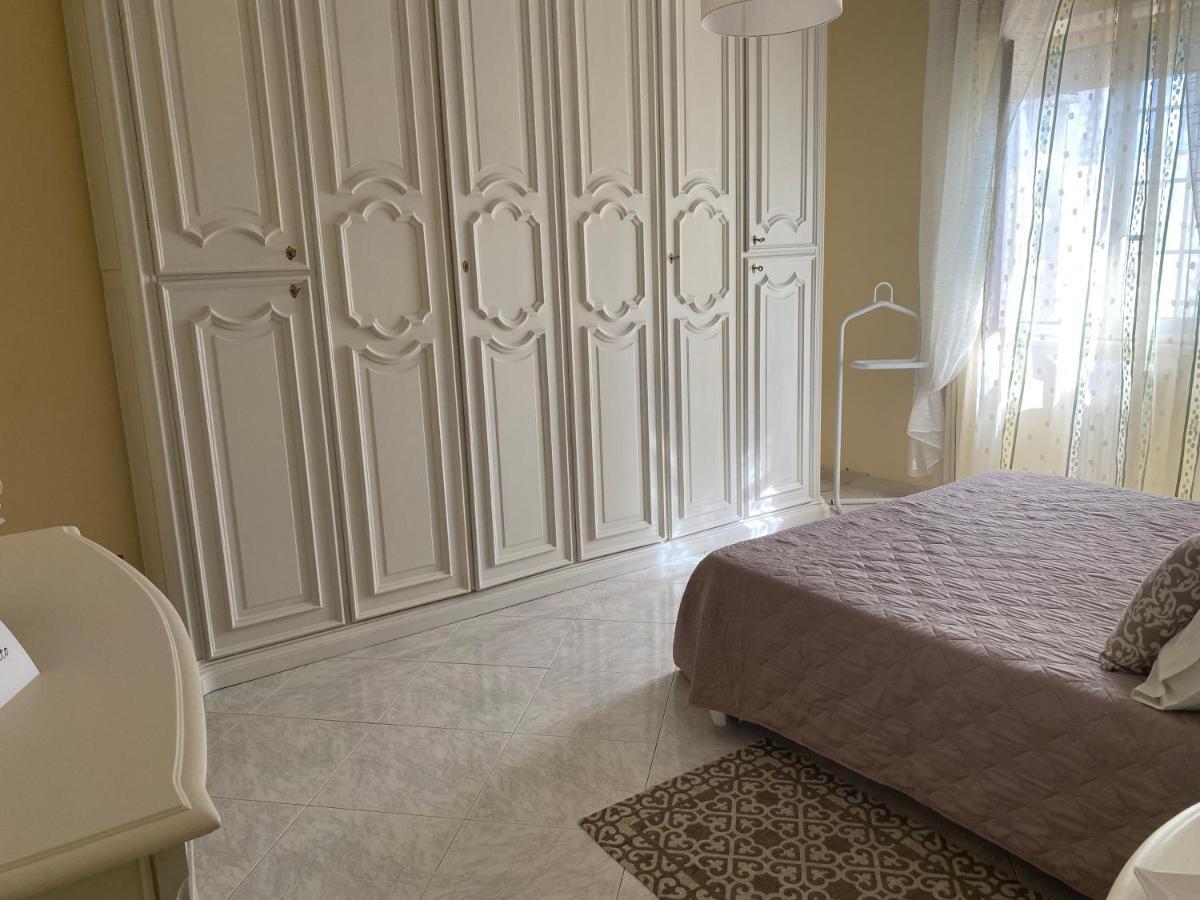 Allegrhouse: Intero Appartamento Brindisi Exterior photo